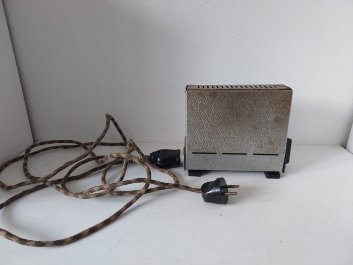 Prajitor paine vechi romanesc Electromures, anii 70, functional