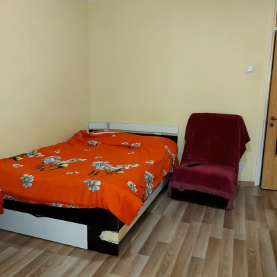 Garsoniera de inchiriat foto