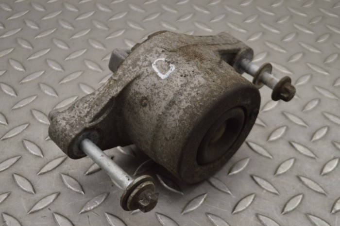 Suport motor dreapta MASERATI GHIBLI M157 2016 OEM: 06700048710 14904789