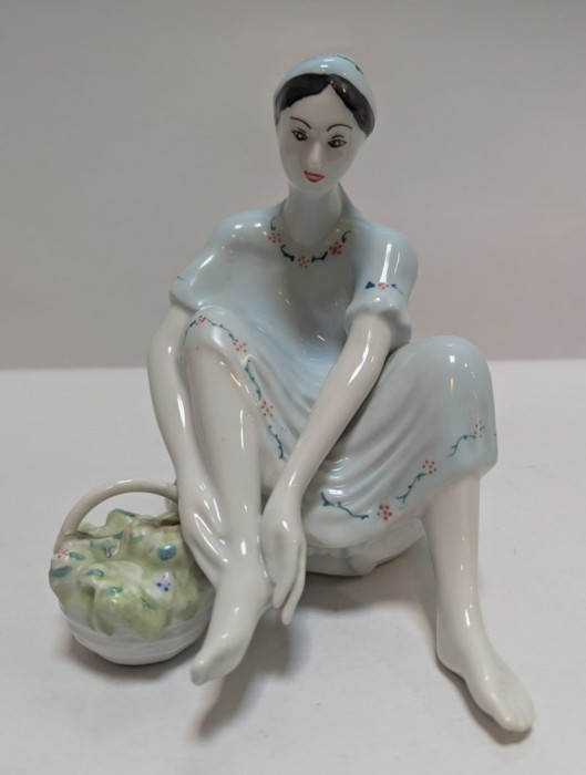 Bibelou portelan - Fata desculta