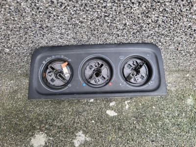 Panou butoane ventilație bord VW Golf 3 foto