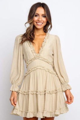 E1038-15 Rochie casual eleganta cu volanase si decupaj la spate foto