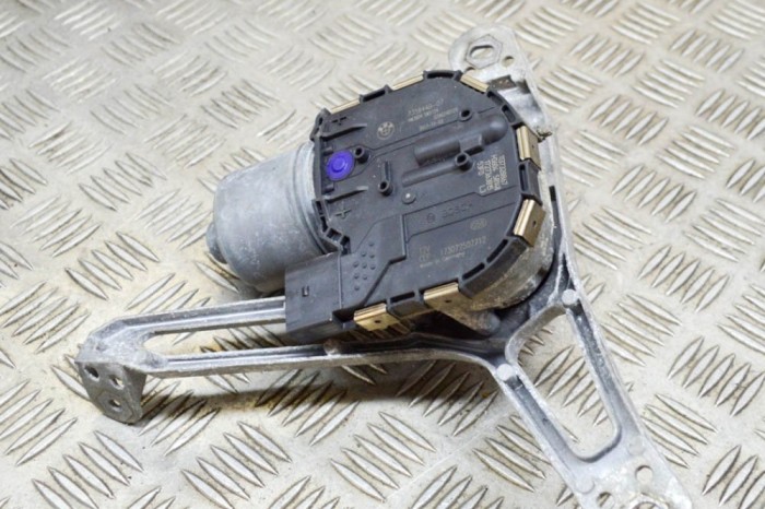 Motor mecanism ștergător de parbriz față BMW i3 I01 2017 OEM: 1137328867,7359449 17332951