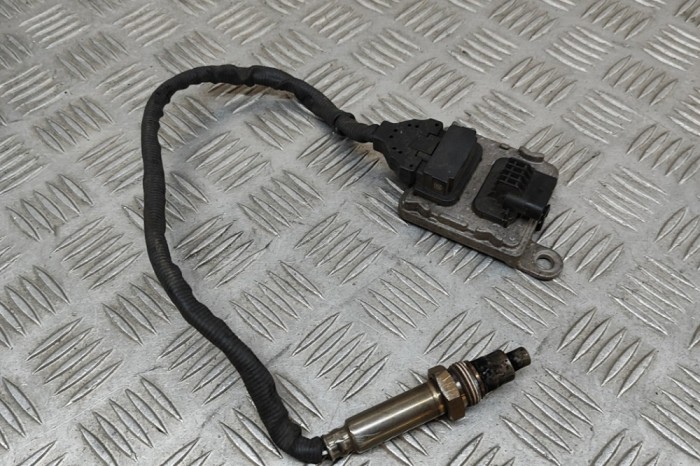 Sonda lambda MERCEDES-BENZ E W213 2015 OEM: A0009057108 30122925