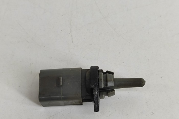Senzor de temperatură exterioară VW TIGUAN AD1 2022 OEM: 8Z0820535B 24698646