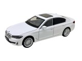 Macheta BMW G30 530Li alb 1:24 metal lumini sunete usi capota portbagaj functionale