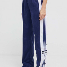 adidas Originals pantaloni de trening culoarea bleumarin, cu model IP0619