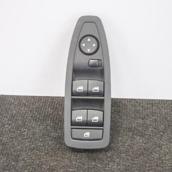 Buton geam ușă dreapta față BMW 4 Gran Coupe F36 2015 OEM: 9208110 10401057