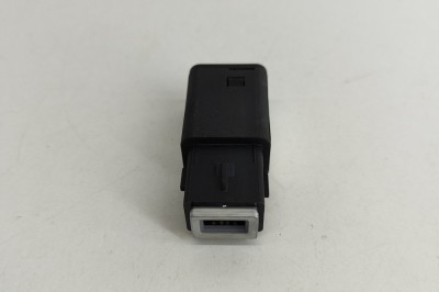 USB OPEL MOKKA 2022 OEM: 98217039DX,9824334377 24559254 foto