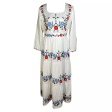 Cumpara ieftin Rochie traditionala alba cu motiv floral multicolor - RTM39