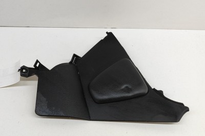 Ornament lateral planșa de bord NISSAN 350 Z Coupe Z33 2004 OEM: 68135-CD000,68135-CD001 28055156 foto
