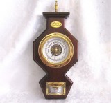 BAROMETRU SI TERMOMETRU GERMANIA IN RAMA ALAMA PE SUPORT DIN LEMN 31.5 CM