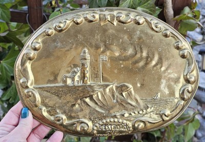 OBIECT VECHI DECORATIV PENTRU PERETE DIN TABLA DE ALAMA foto
