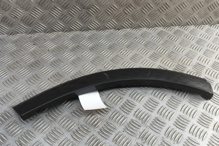 Bandou bara de protecție st&acirc;nga față AUDI Q4 Sportback F4N 2024 OEM: 89A853025F,89A853025G | 31966891