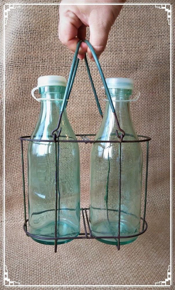 Suport cu sticle de lapte din perioada comunista, suport vintage sticle |  arhiva Okazii.ro