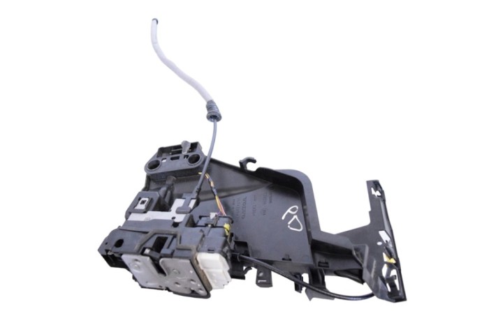 &Icirc;ncuietoare ușă dreapta față VOLVO XC40 536 2020 OEM: 31462456 25760369