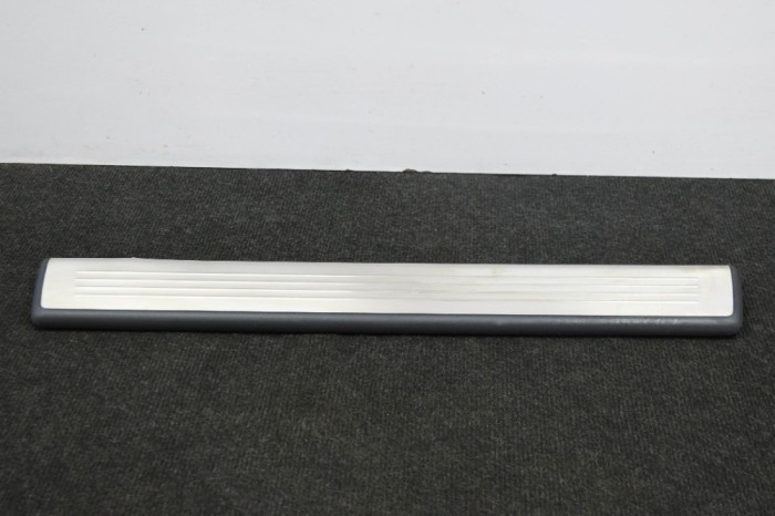 Ornament prag st&acirc;nga față MERCEDES-BENZ SL R231 2019 OEM: A2316800235,A2316800135 11353153