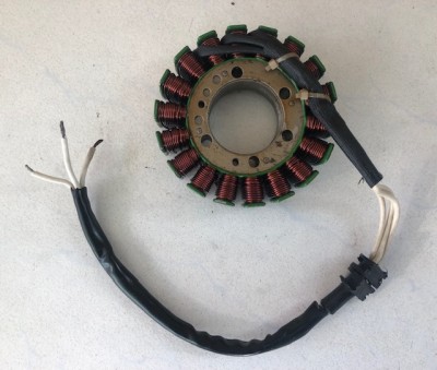 Stator generator Yamaha YZF R6 (RJ03) 1999 - 2002 foto