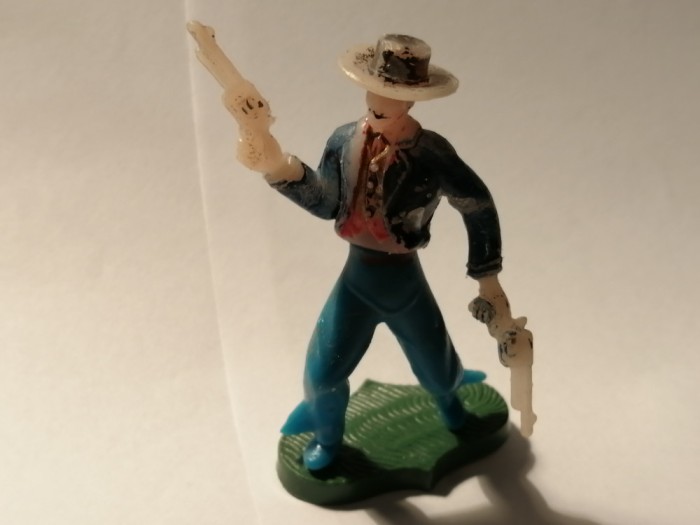 bnk jc Figurine de plastic - cowboy - 7 cm - Hong Kong