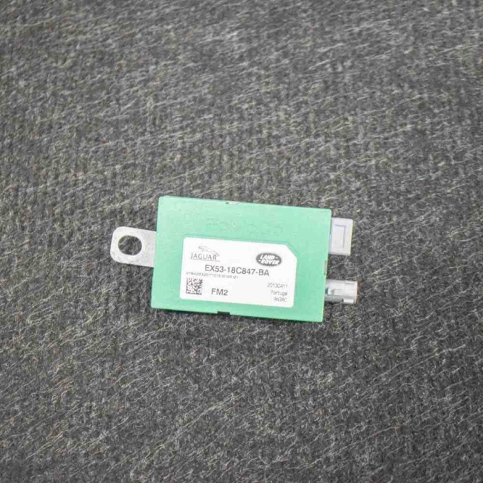 Amplificator de antena JAGUAR F-TYPE Cabrio X152 2013 OEM: EX53-18C847-BA