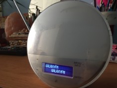RADIO DAB+ SI FM AURIOL CU ALARMA,LAMPA SI PORT USB INCARCARE.CITITI ANUNTUL!