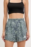 Adidas Performance pantaloni scurți de antrenament Train Essentials culoarea verde, cu imprimeu, high waist, JE8690