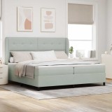 Cumpara ieftin Pat cu arcuri cu saltea Gri deschis 200 x 200 cm Catifea