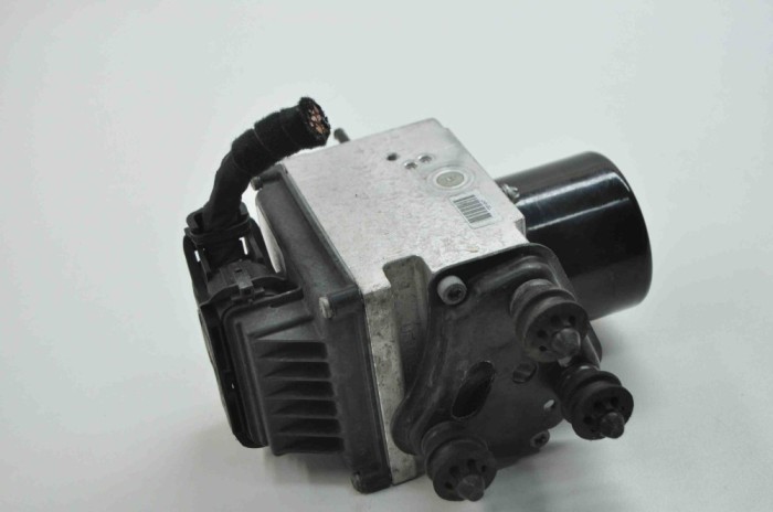 Pompa ABS VW PASSAT CC 357 2009 OEM: Coupe | 2585507