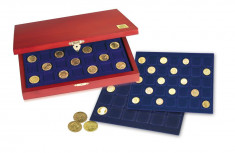 Cutie din lemn pentru monede 3 tavi in catifea albastra cu 90 locasuri rotunde de 32mm - Elegance foto