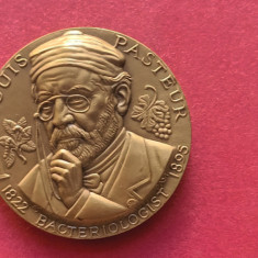 Medalie Louis Pasteur bronz in relief diametru 44mm - Medallic Art Co. N.Y. 1972