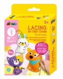 Cumpara ieftin Set creativ de cusut cu tehnica siretului - Primul meu Pandantiv Animale de companie, nivel 1, Avenir