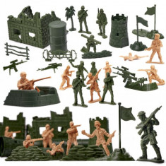 Set figurine, soldati, baza militara cu 114 piese pentru copii