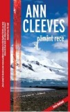 Cumpara ieftin Pamant rece/Ann Cleeves