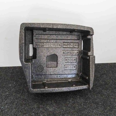 Spuma portbagaj AUDI Q7 4L 2008 OEM: 4L0012109 foto