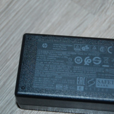 Incarcator laptop HP 19.5V 65W 3.33A model PPP009D mufa albastra 4.5*3.0 mm