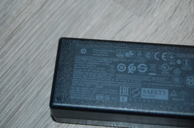 Incarcator laptop HP 19.5V 65W 3.33A model PPP009D mufa albastra 4.5*3.0 mm foto
