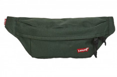 Plicuri Levi&amp;#039;s Medium Banana Sling 231912-208-33 verde foto