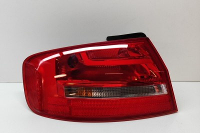Lampa spate st&amp;acirc;nga AUDI A4 8K2, B8 2014 OEM: 8K5945095AA 21641239 foto