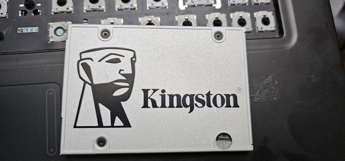 SSD KINGSTON 120 GB , VIATA 72 % !