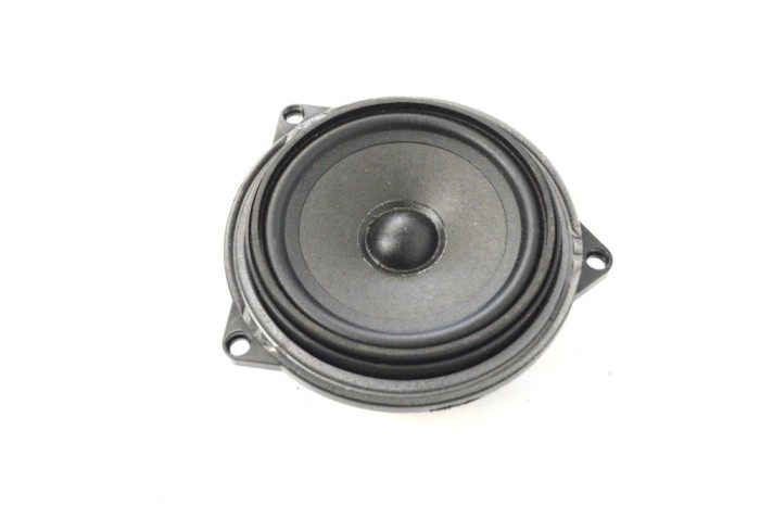 Difuzor ușă dreapta față BMW 3 Coupe E92 2008 OEM: 9143231 14252697