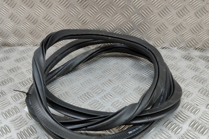 Garnitura ușă st&acirc;nga spate VW ID.4 E21 2023 OEM: 11A867913B | 27547949