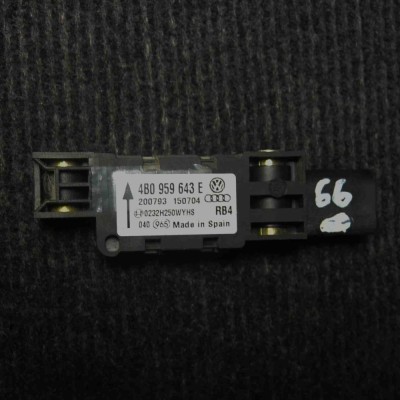 Senzor de impact dreapta spate AUDI A8 D3 4E2, 4E8 2003 OEM: 4B0959643E | 2050837 foto