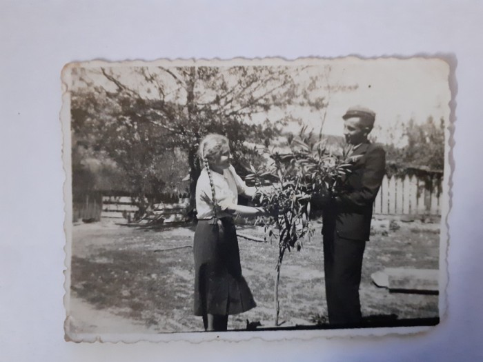 Fotografie 6/9 cm din Rom&acirc;nia cu cuplu