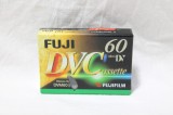Caseta video MiniDV Mini DV FUJI 60 minute DVM60 ME - sigilata