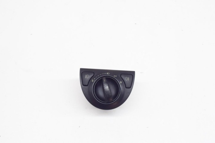 Modul de control comutator faruri SAAB 9-3 YS3F 2004 OEM: 12786135 13956853