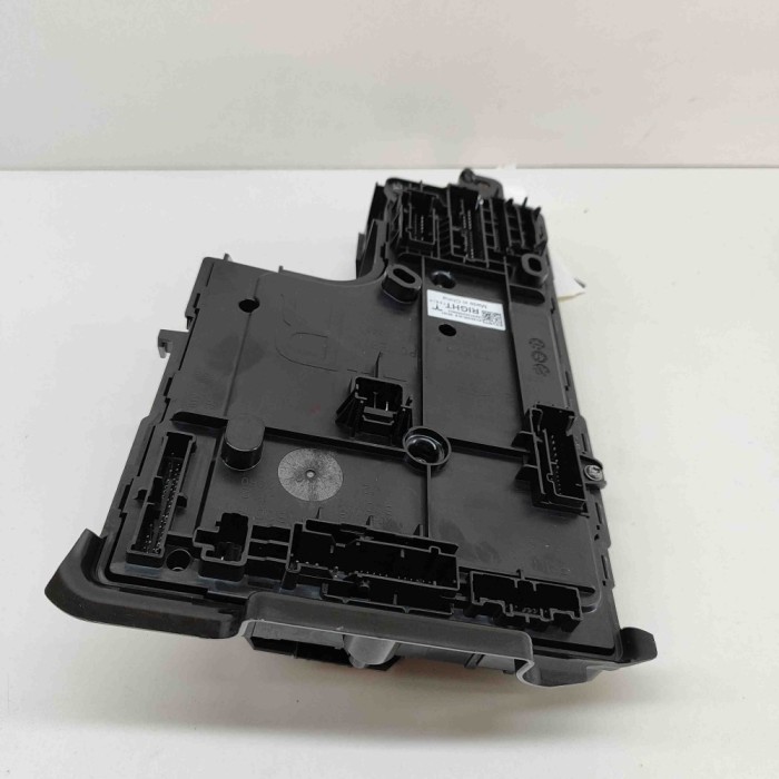 Modul de confort TESLA MODEL Y 2023 OEM: 1657650-30-B,1497848-00-E 22266393