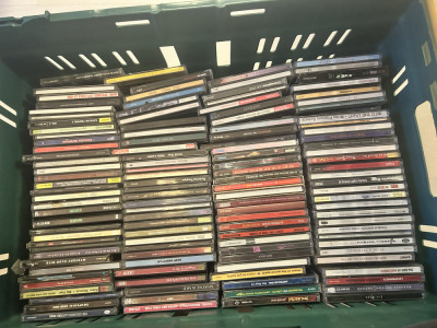 Lot de 230 de cd-uri diverse foto