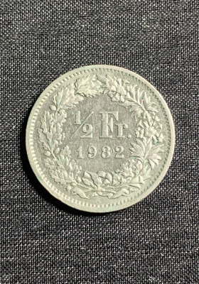 Moneda 1/2 franci 1982 Elvetia foto