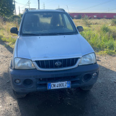 Daihatsu terios 1.3 benzina 2002 cu geamuri electric si clima