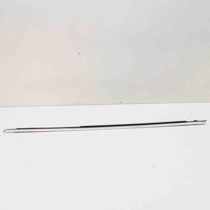 Chedar geam ușă dreapta spate JAGUAR I-PACE X590 2019 OEM: J9D3-25596-AC